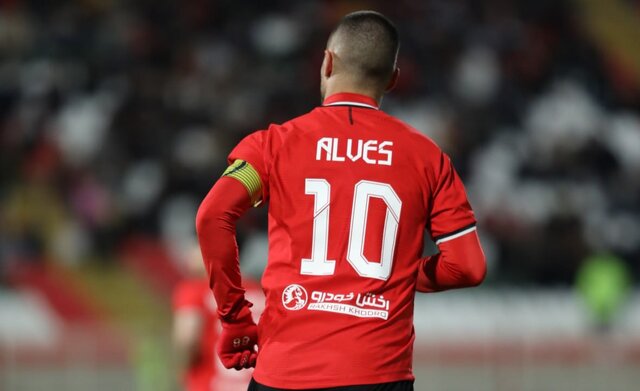 شماره ۱۰ تراکتور خالی ماند