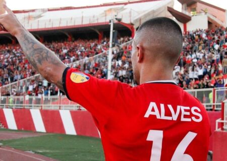 هشدار مظفری‌زاده به باشگاه سپاهان: تخلف آلوز محرز است