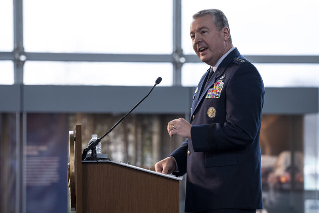 سی‌ان‌ان، میدان جدل بر سر اخراج ژنرال آمریکایی و موضوع هسته‌ای ایران