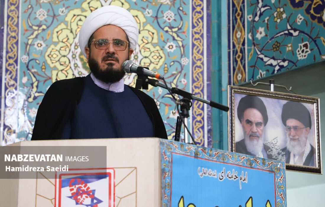 احیا تفکر ناب بسیجی رمز قطعی برون رفت از مشکلات جامعه است