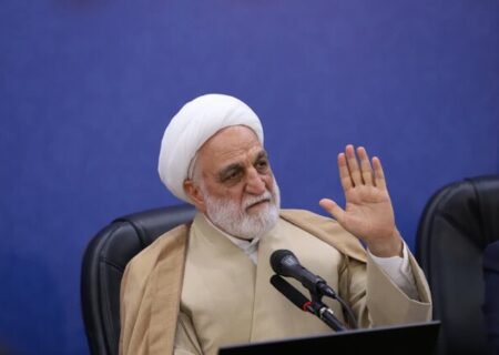 مسئولان با همفکری و همدلی مشکلات خوزستان را حل کنند