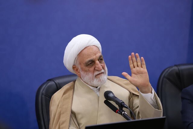 مسئولان با همفکری و همدلی مشکلات خوزستان را حل کنند