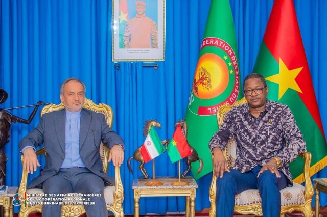 پیام های تبریک پزشکیان و عراقچی به مقامات بورکینافاسو