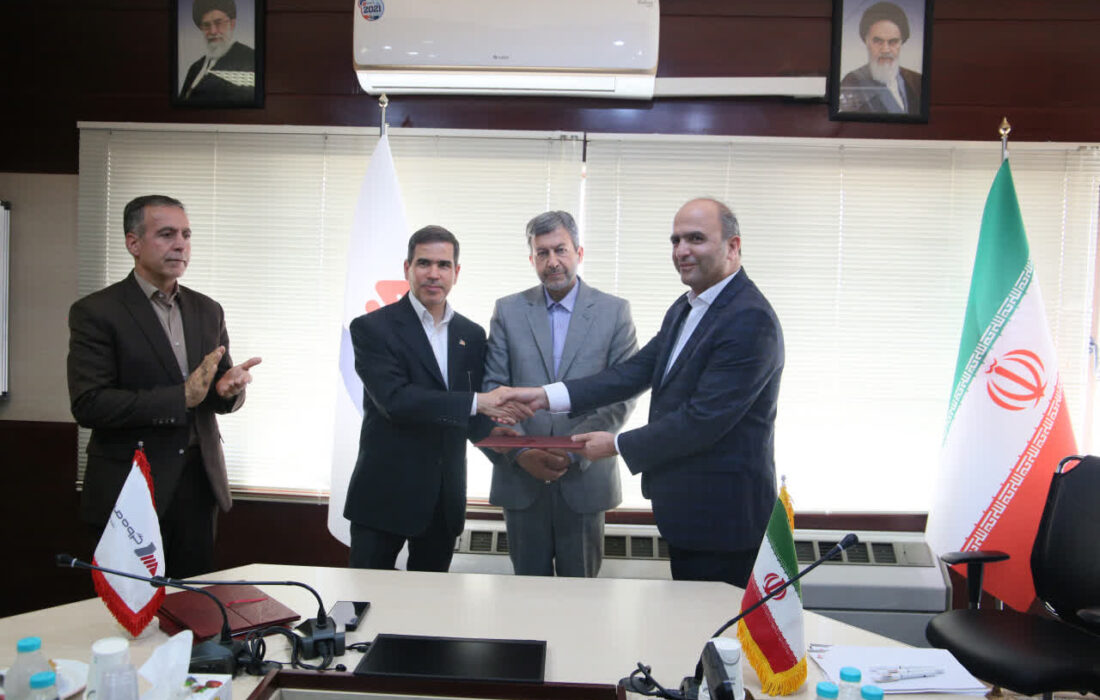 تفاهمنامه سه جانبه برای تامین برق پایدار صنایع اصفهان از نیروگاه جنوب منعقد شد