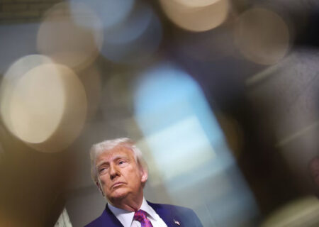 ترامپ از حماس خواست تا ۴۸ ساعت آینده اجساد اسرای اسرائیلی را تحویل دهد