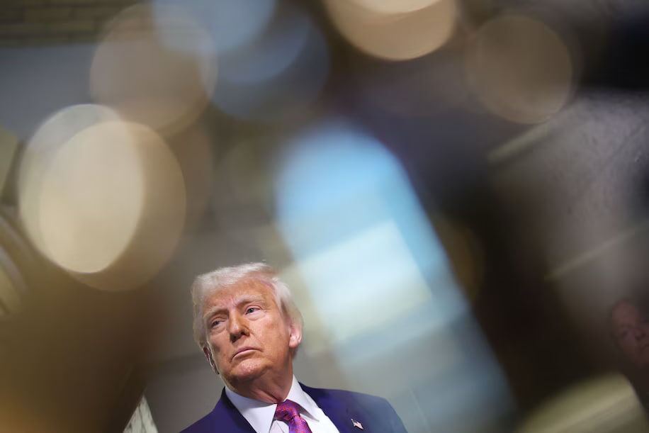 ترامپ از حماس خواست تا ۴۸ ساعت آینده اجساد اسرای اسرائیلی را تحویل دهد