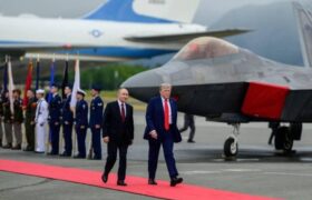 پوتین به جای تحریم، تکریم شد