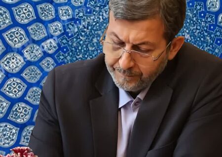 اصفهان چون نگینی درخشان در حماسه دفاع مقدس می‌درخشد