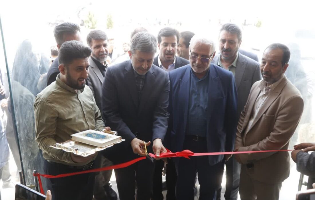 زنجیره کامل تولید و فرآوری شیر “مزرعه سبز” برخوار با حضور استاندار اصفهان افتتاح شد