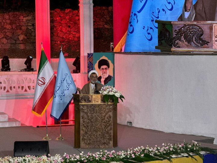 ایران سرشار از هویت تاریخی و حکمتهای متعالی است