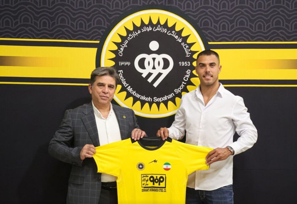 آلوز به سپاهان پیوست