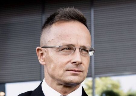 سیجارتو خطاب به زلنسکی: تهدید مجارستان را متوقف کنید