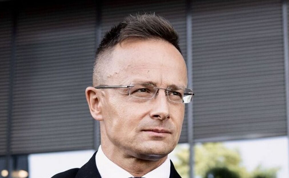 سیجارتو خطاب به زلنسکی: تهدید مجارستان را متوقف کنید