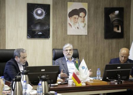 وزیر علوم: حفظ یکپارچگی منطقه تاریخی اطراف دانشگاه هنر یک وظیفه ملی است