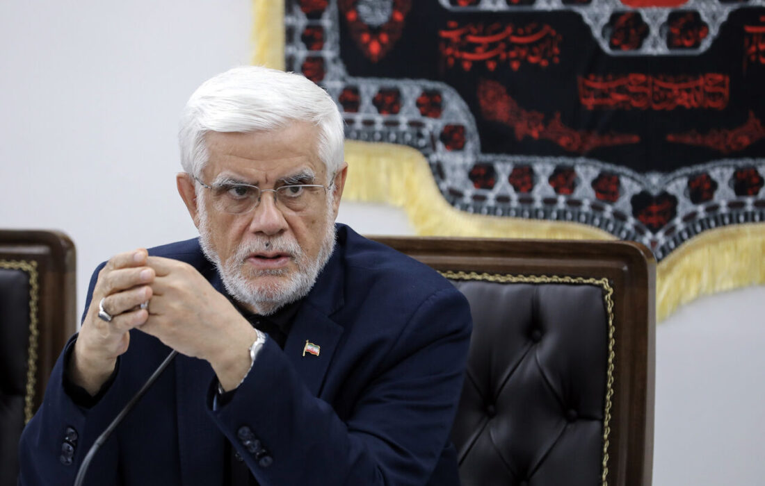 عارف: ۴۰ میلیون دلار برای حل مشکل کاغذ تخصیص یافت