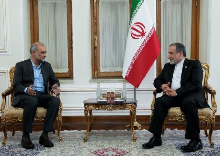 عراقچی: دوستی و برادری ایران و پاکستان ریشه دار است