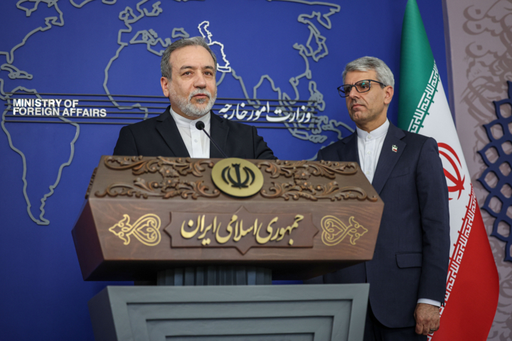 عراقچی: مردم ایران، رژیم صهیونیستی را در جنگ ۱۲ روزه ناکام گذاشتند