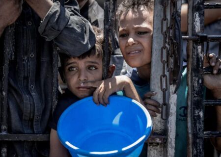 قحطی در غزه عامدانه و ساختگی است