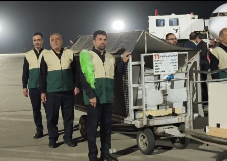 پیکر استاد فرشچیان وارد اصفهان شد