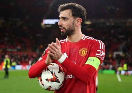 فرناندز در تیم یونایتد ماندنی شد