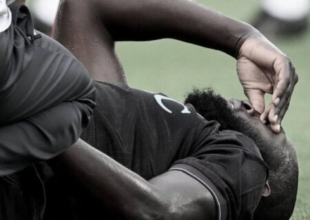 لوکاکو مصدوم و خانه‌نشین شد