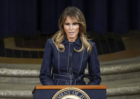 نامه همسر ترامپ به پوتین: اکنون زمان صلح است