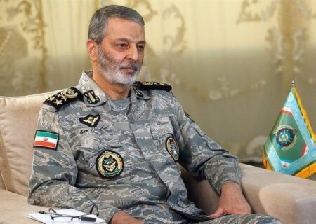 اعضای کمیسیون امنیت ملی با رئیس ستاد کل نیروهای مسلح دیدار کردند