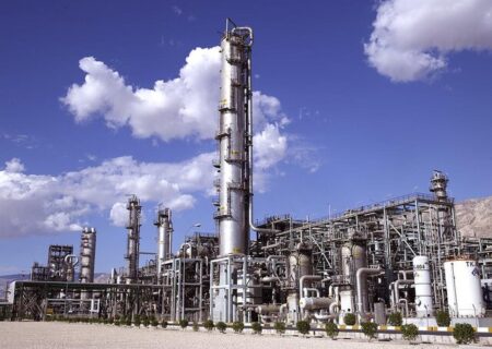 جهش تولید پتروشیمی به ۱۳۱ میلیون تن با برنامه هفتم توسعه