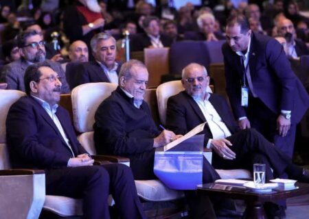 تجلیل از ۴ واحد صنعتی نمونه و یک پیشکسوت صنعتی برگزیده ملی