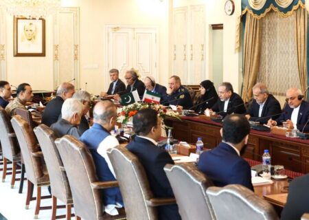 پزشکیان: پاکستان در روزهای سخت، همواره کنار مردم ایران بوده است