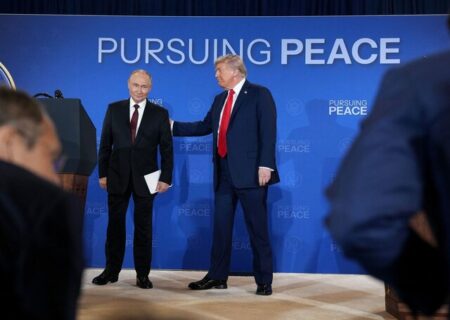 روسیه قدرتمند است، معامله کنید!