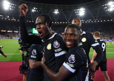 چلسی بعد از ۱۳۵۷ روز صدرنشین شد