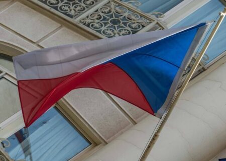 فعالیت سفارت جمهوری چک در تهران از سر گرفته شد