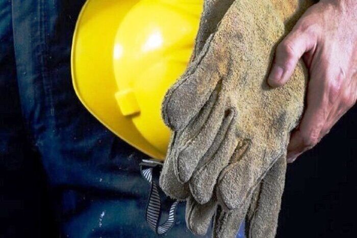 نباید افرادی غیر از کارگران ساختمانی واقعی از منابع بیمهای استفاده کنند