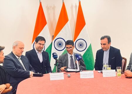 ملاقات رییس کبدی ایران با سفیر هند؛ از تفاهمنامه همکاری تا دعوتِ آمیتا پاچان!