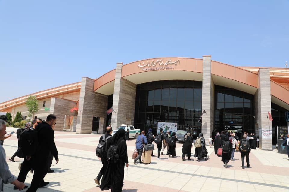 آغاز موج ریلی سفر زائران اربعین