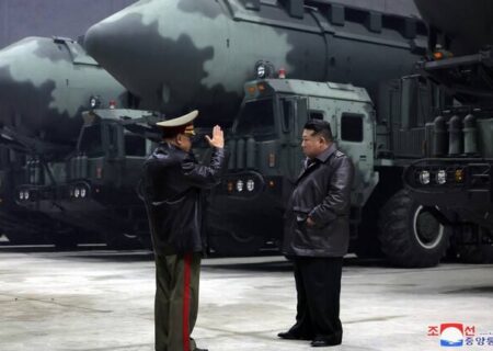 نظارت رئیس جمهور کره‌جنوبی بر شلیک موشک‌های ضد هوایی جدید این کشور