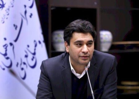 اصفهان پیشتاز گردشگری کشور در روزهای پایانی تابستان