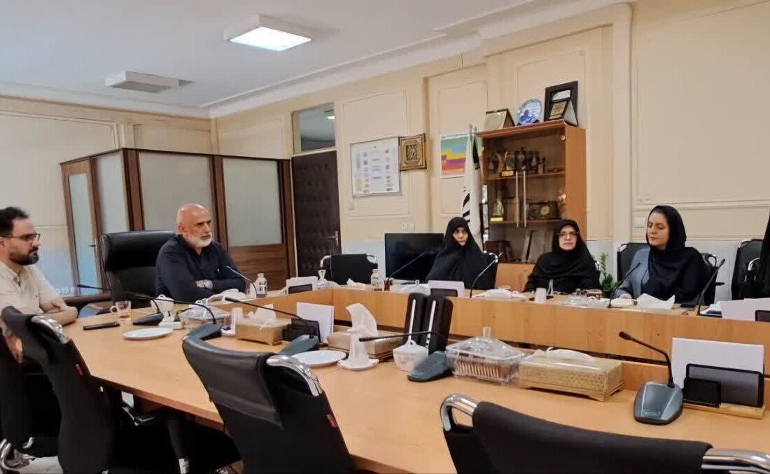 جلسه برنامه‌ریزی همایش ملی «نقش‌آفرینی بانوان در تاب‌آوری و سازندگی اقتصادی» برگزار شد 
