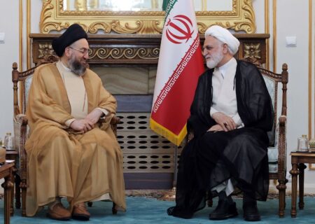 ایران هرگز تسلیم نظام سلطه نمی‌شود