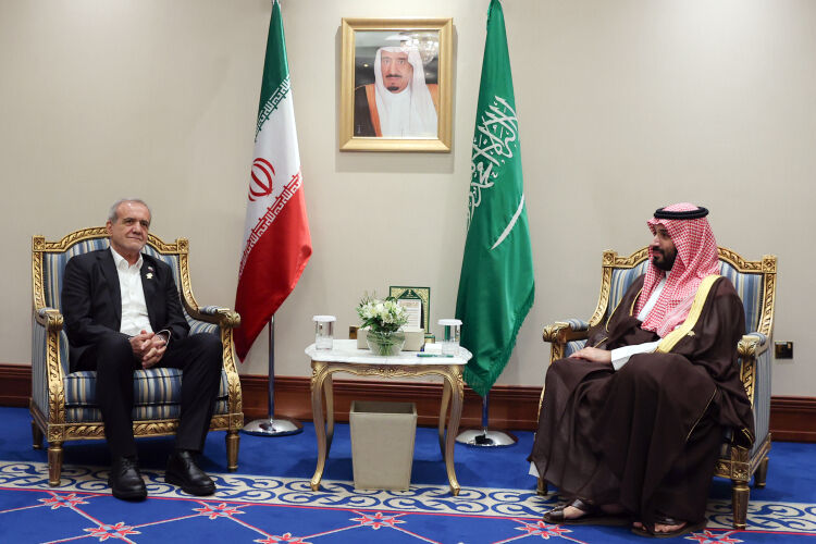 پزشکیان: در شرایط کنونی مسئولیت کشورهای بزرگ مسلمان از جمله عربستان بسیار سنگین است