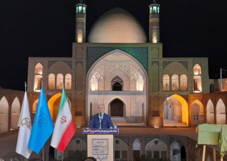 قائم‌مقام وزیر میراث‌فرهنگی بر ثبت جهانی مسجد آقابزرگ کاشان و رفع مشکل  اراضی سیلک تاکید کرد