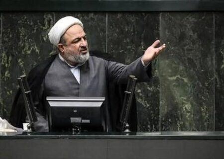 رسایی: در یک‌سال گذشته نرخ ارز بیش از دو برابر شده است