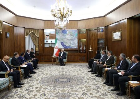 عارف: بازارچه‌های مرزی ایران و پاکستان فعال شوند