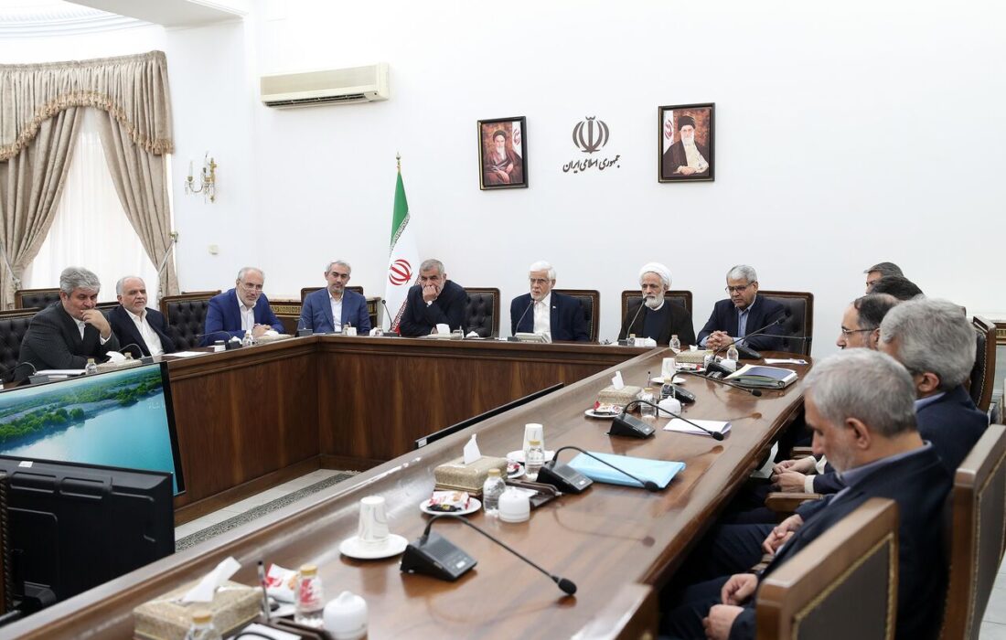 عارف: اقدامات دولت در سال اول اجرای برنامه هفتم قابل قیاس با سایر دولتها نیست