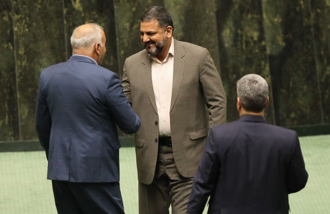 سخنگوی کمیسیون آموزش مجلس: دولت وضعیت معلمان غیررسمی نهضت و پیش دبستانی را تعیین تکلیف کند