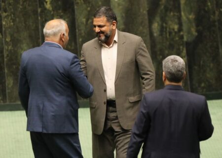 سخنگوی کمیسیون آموزش مجلس: دولت وضعیت معلمان غیررسمی نهضت و پیش دبستانی را تعیین تکلیف کند