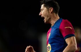 لواندوفسکی به پیروزی ارزشمند بارسلونا واکنش نشان داد