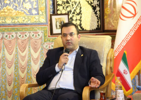 کارگر ماهر مصرف انرژی و زمان تولید را کاهش می‌دهد