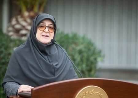 مهاجرانی: برنامه اقتصادی دولت با آرایش جدید برای تامین معیشت مردم مشخص خواهد شد